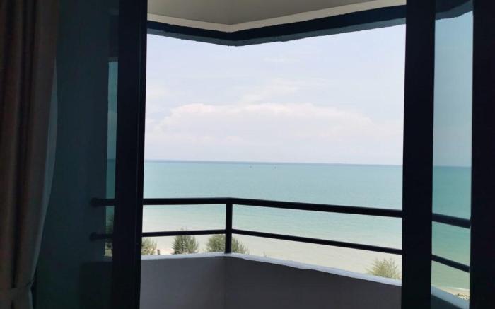 2-8pax|Mutiara|Beach Front|2room9|10minuts to town