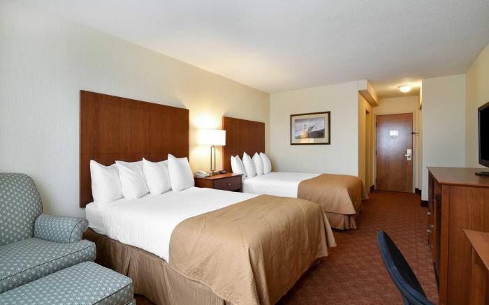 Clarion Hotel Airport