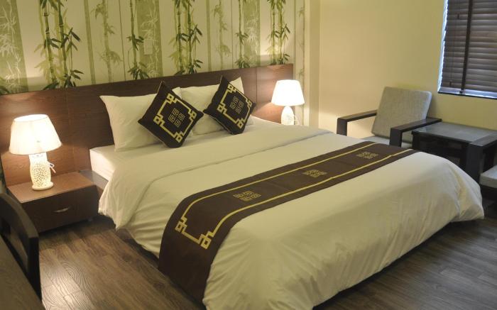 Rose Hotel