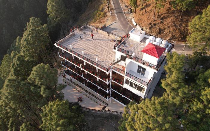 LANSDOWNE VACATION HOMES