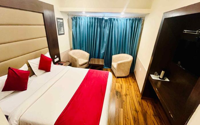 Hotel Himshri Mall Road By Ovata 