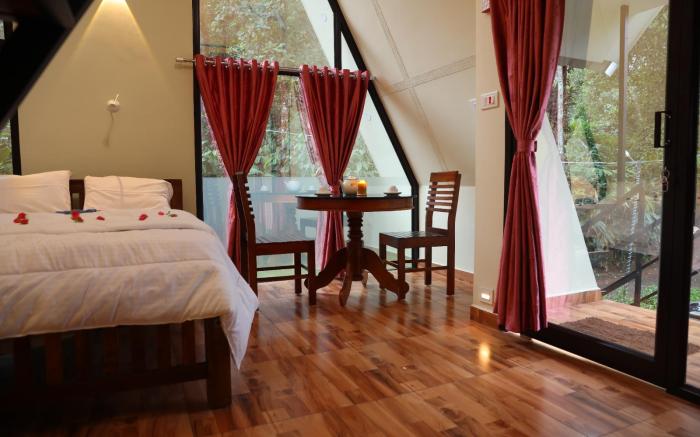 Couple honeymoon cottage