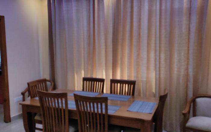 Superb Three Bedroom Apartment. 