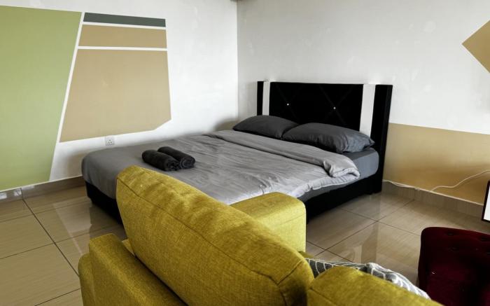 Manhattan Condo @ Mount Austin for 2 pax