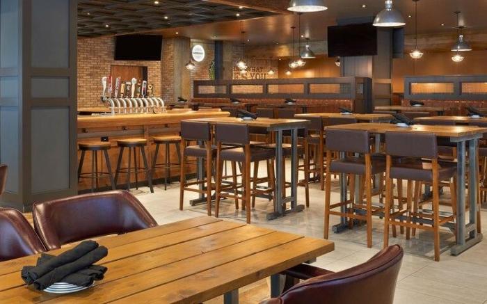 Four Points by Sheraton Windsor Downtown