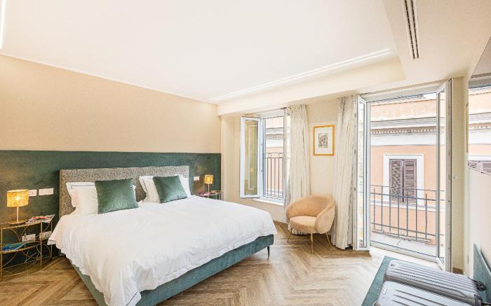 Penthouse at Trevi's Fountain and Panoramic Terrace