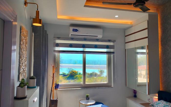 Blue Heart Home by the Ganges Cosy 1bhk-Veerbhadra