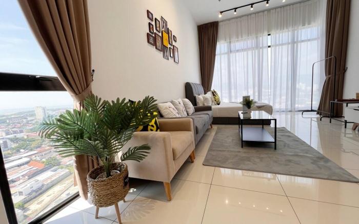 Georgetown 3 car park | SkyPool | Family 10 pax |