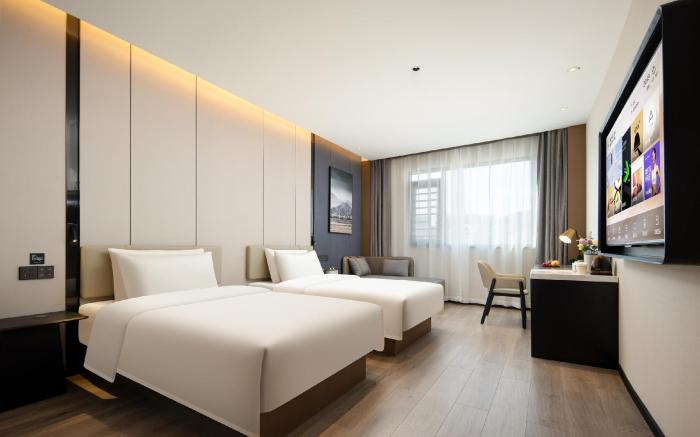 Atour Hotel Xiapu Fortune Center