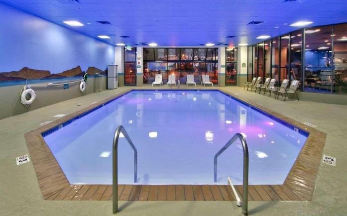 Ramada by Wyndham Albuquerque Midtown