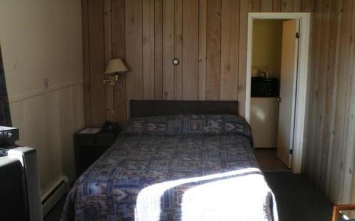 Aquarius Motel