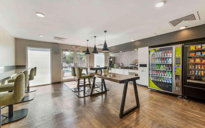 Extended Stay America Premier Suites - Miami - Airport - Doral - 25th Street