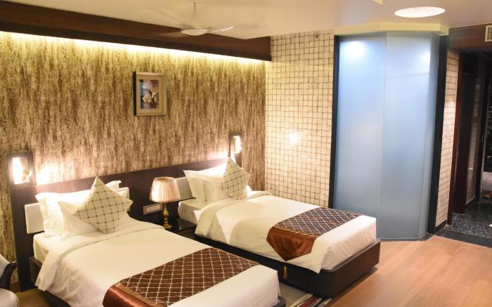 Costa Riviera Hotel