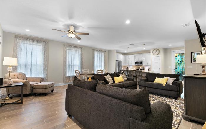 Pristine 3-bedroom Home Near Canyon Lake!