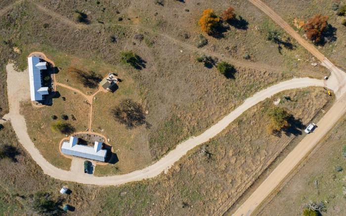 Stargazing Retreat at Lone Star Cottage