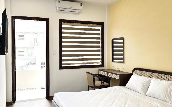 Han Riverine Hotel & Cafeteria DaNang