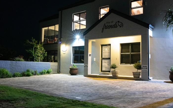 Stay at Friends Guesthouse