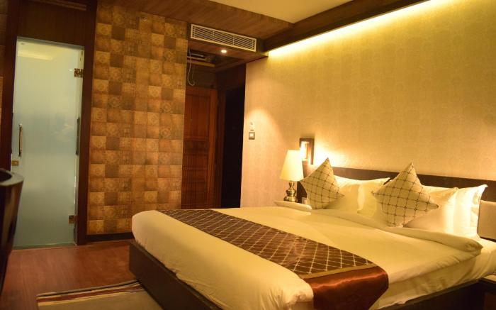 Costa Riviera Hotel