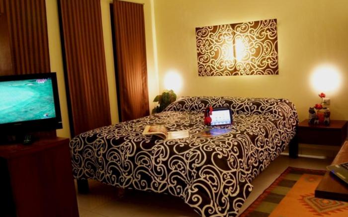 Oasis Studio Hotel Satu