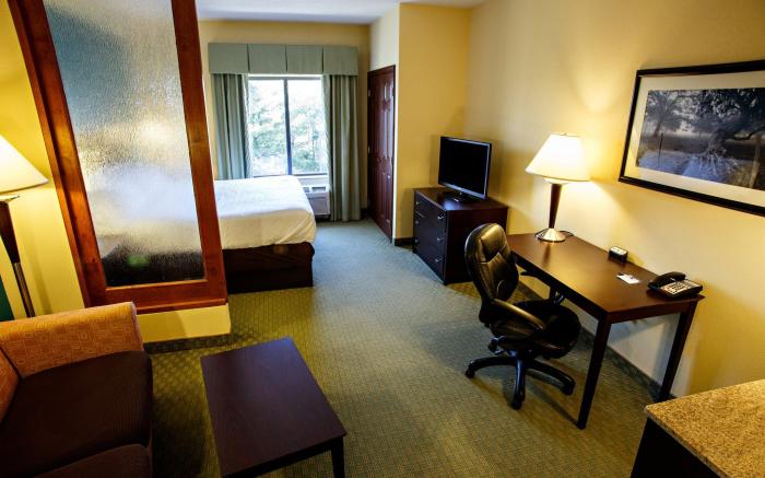 Holiday Inn Express Harrisburg West By IHG
