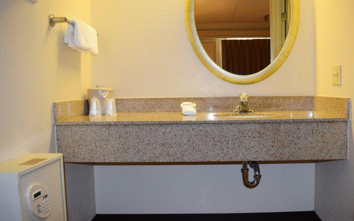 Red Roof Inn Syracuse