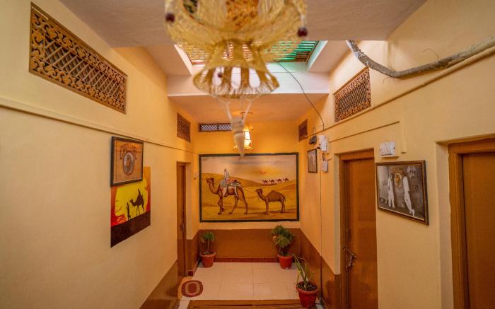 Crazy Camel Hotel & Safari