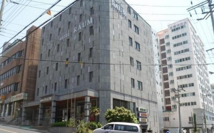 Hotel Raum Jeju