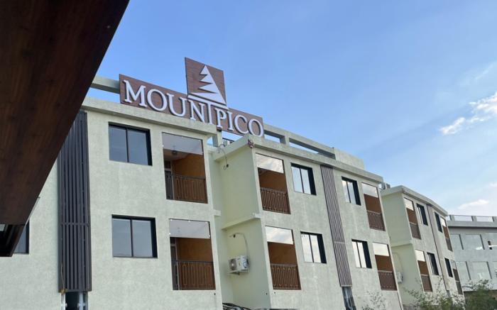 Mount Pico Resorts
