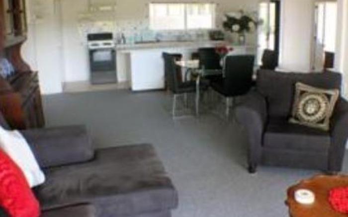 Maison De Rose Holiday Home