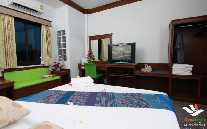 Boom Forest Hotel