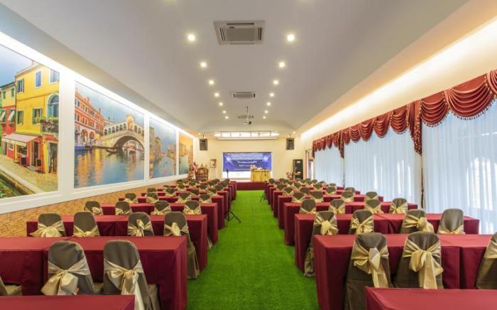 Thada Chateau Hotel