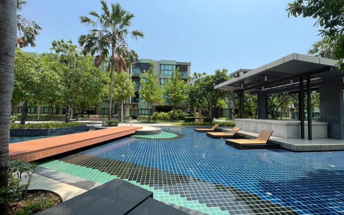 O2 Pool Access 2BR Beach front LPN park beach