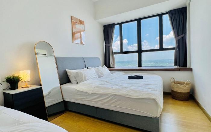 Lovell 70"TV Oceanfront Pearl: 3+1BR @Lv32 6-14pax
