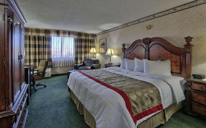 Ramada by Wyndham Albuquerque Midtown