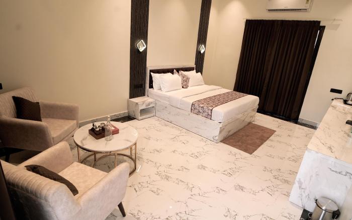 Sukoon Farm - A Luxury Farm House In Jaipur