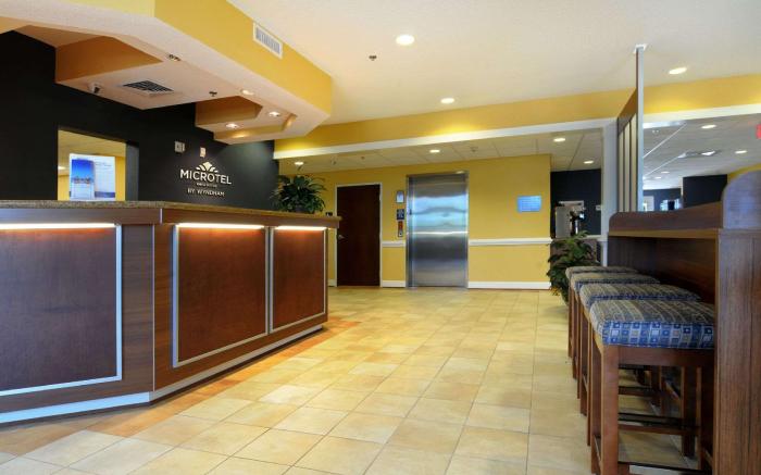 Microtel Inn & Suites by Wyndham Columbus/Near Fort Moore