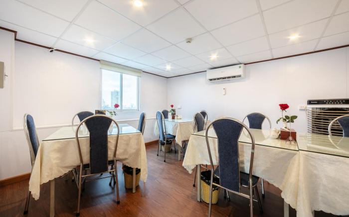 A25 Hotel - Dich Vong Hau