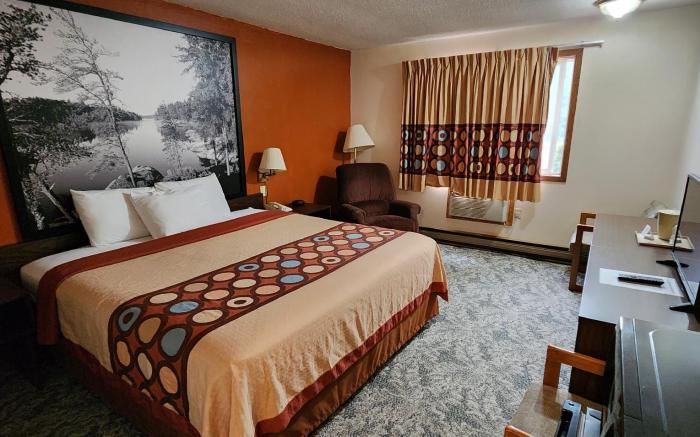 Hotel Iron Mountain Inn & Suites