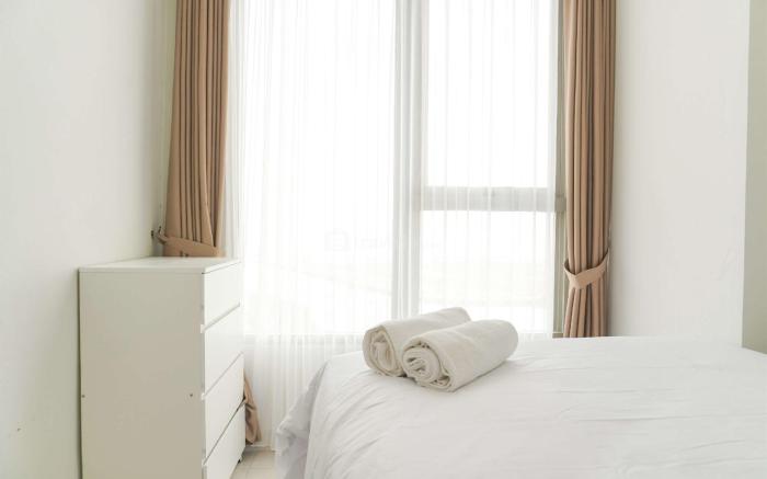 Modern Look and Comfy 2BR Gold Coast By Travelio