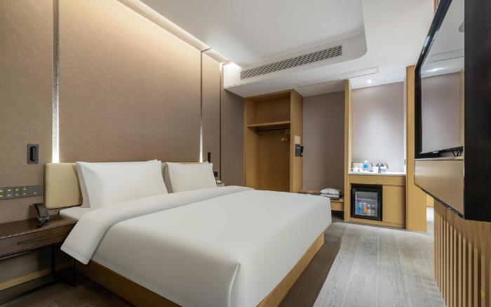 Atour Hotel Xinghua Dainan