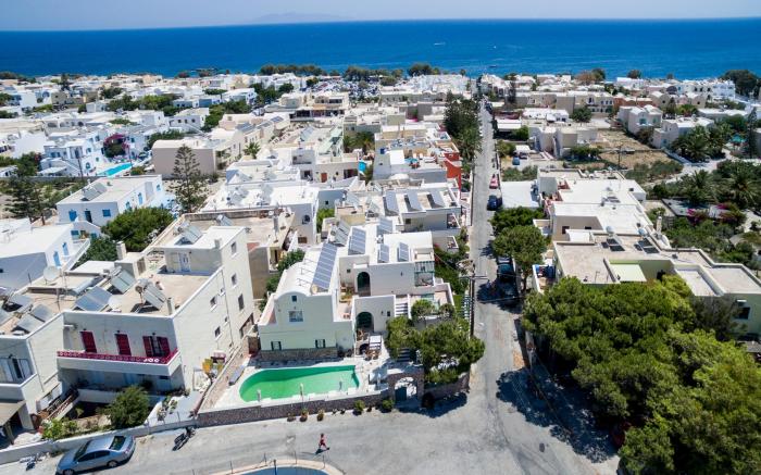 Ifestia Hotel