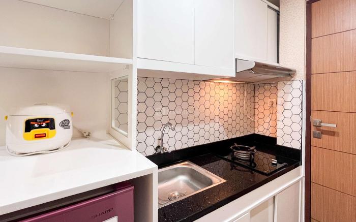 Simply & Cozy Living Studio Vida View By Travelio