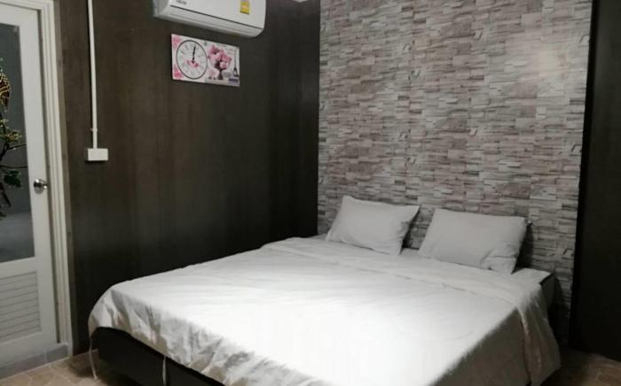 E2S Place