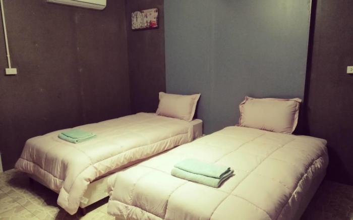 E2S Place
