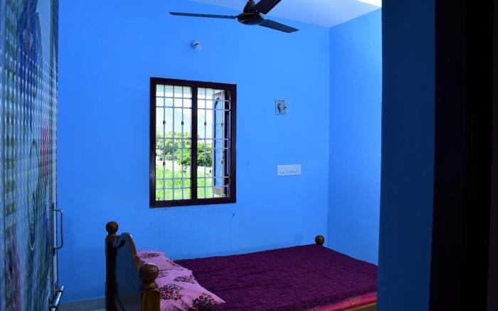Tiru Arunachala Mountain View  House