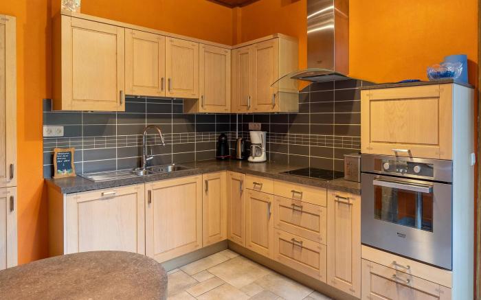 Beautiful holiday home in Dinant with garden