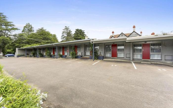 Botanical Motel