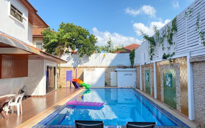 Wst 3 km,jomtien golden POOL villa,4BR