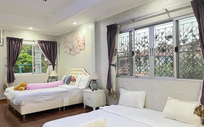 Wst 3 km,jomtien golden POOL villa,4BR