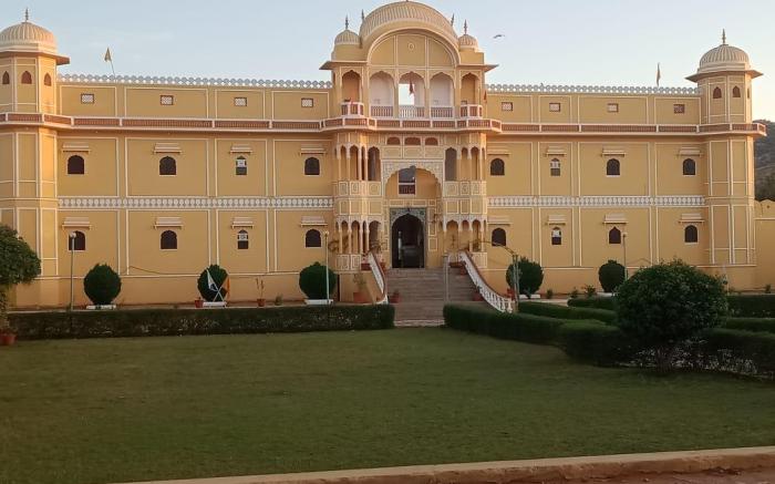 Hotel Maharaja Palace
